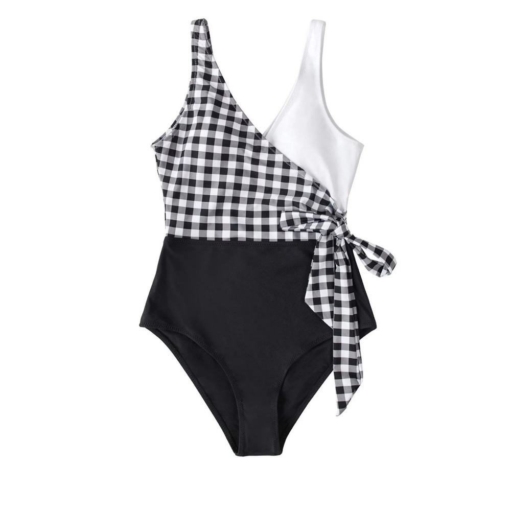 Like New! Cupshe Women's Gingham Black and White One Piece Swimsuit Small